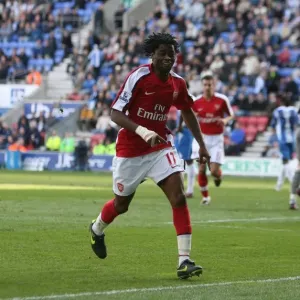 Alex Song's Goal Celebration: Arsenal's 4th against Wigan Athletic in Premier League (11/4/09) Alex Song's Goal Celebration: Arsenal's 4th against Wigan Athletic in Premier League (11/4/09)