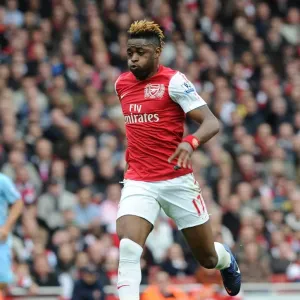 Alex Song's Triumph: Arsenal's 1-0 Victory over Manchester City (Premier League 2011-12) Alex Song's Triumph: Arsenal's 1-0 Victory over Manchester City (Premier League 2011-12)