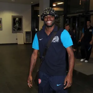 Alex Song's Triumph: Arsenal's 2-1 Victory over Olympiacos in the UEFA Champions League, Group F (September 28, 2011)