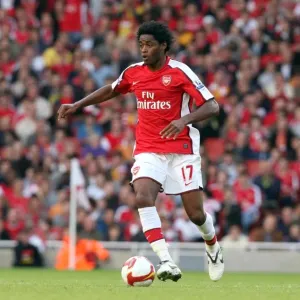 Alex Song's Triumph: Arsenal's 3-1 Barclays Premier League Victory Over Everton (18/10/08)