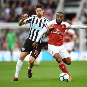 Alexandre Lacazette (Arsenal) Federico Fernandez (Newcastle). Newcastle United 1