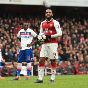 Alexandre Lacazette Awaits Penalty Kick: Arsenal vs Stoke City, Premier League 2017-18 Alexandre Lacazette Awaits Penalty Kick: Arsenal vs Stoke City, Premier League 2017-18