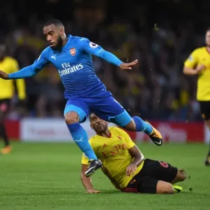 Alexandre Lacazette Outmaneuvers Adrian Mariappa: Watford vs Arsenal, Premier League 2017-18