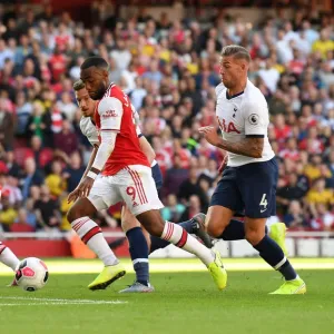 Alexandre Lacazette Scores First Goal: Arsenal vs. Tottenham, Premier League 2019-20 Alexandre Lacazette Scores First Goal: Arsenal vs. Tottenham, Premier League 2019-20