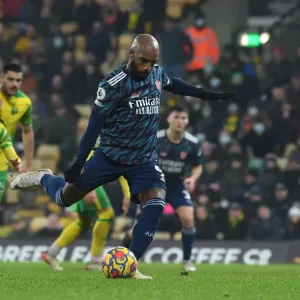 Alexandre Lacazette Scores Penalty: Norwich City vs. Arsenal, Premier League 2021-22 Alexandre Lacazette Scores Penalty: Norwich City vs. Arsenal, Premier League 2021-22