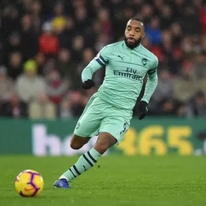 Alexandre Lacazette's Thrilling Performance in Arsenal's 3-2 Loss to Southampton at St. Mary's Stadium