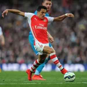 Alexis Sanchez in Action: Arsenal vs. Sunderland (2014-15) Alexis Sanchez in Action: Arsenal vs. Sunderland (2014-15)