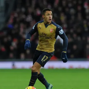 Alexis Sanchez in Action: Arsenal vs. West Bromwich Albion, Premier League 2015-16 Alexis Sanchez in Action: Arsenal vs. West Bromwich Albion, Premier League 2015-16