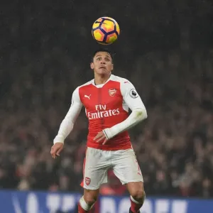 Alexis Sanchez in Action: Arsenal vs. Watford, Premier League 2016-17