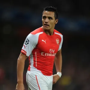 Alexis Sanchez in Action: Arsenal vs Besiktas, 2014 UEFA Champions League