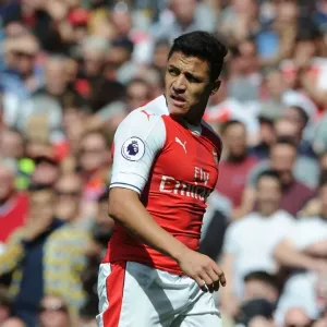 Alexis Sanchez in Action: Arsenal vs Everton, Premier League 2016-17 Alexis Sanchez in Action: Arsenal vs Everton, Premier League 2016-17