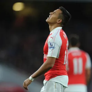 Alexis Sanchez in Action: Arsenal vs Liverpool, 2015/16 Premier League Alexis Sanchez in Action: Arsenal vs Liverpool, 2015/16 Premier League