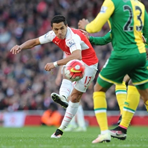 Alexis Sanchez in Action: Arsenal vs Norwich City, Premier League 2015-16
