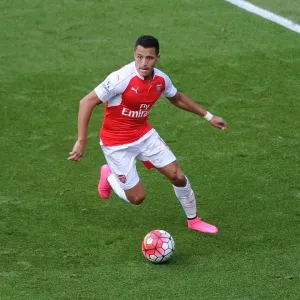 Alexis Sanchez in Action: Arsenal vs Stoke City, Premier League 2015-16 Alexis Sanchez in Action: Arsenal vs Stoke City, Premier League 2015-16