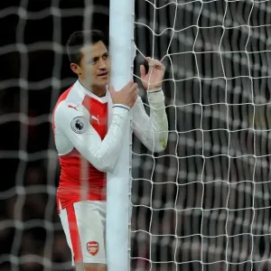 Alexis Sanchez in Action: Arsenal vs West Bromwich Albion, Premier League 2016-17