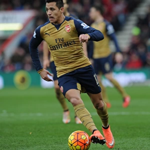 Alexis Sanchez in Action: Arsenal's Star Forward Shines Against Bournemouth, Premier League 2015-16