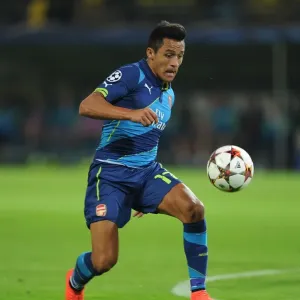 Alexis Sanchez in Action: Borussia Dortmund vs. Arsenal, UEFA Champions League (2014-15)