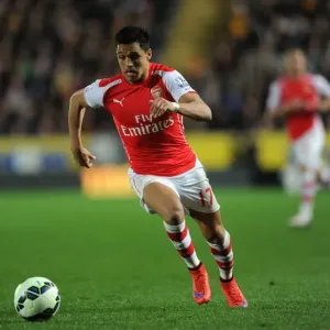 Alexis Sanchez in Action: Hull City vs Arsenal, Premier League 2014/15