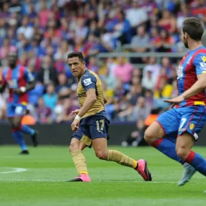 Alexis Sanchez in Action: Premier League 2015-16 - Arsenal vs. Crystal Palace Alexis Sanchez in Action: Premier League 2015-16 - Arsenal vs. Crystal Palace