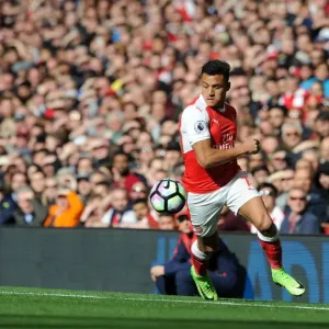 Alexis Sanchez (Arsenal). Arsenal 2: 2 Manchester City. Premier League. Emirates Stadium Alexis Sanchez (Arsenal). Arsenal 2: 2 Manchester City. Premier League. Emirates Stadium
