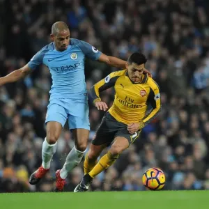 Alexis Sanchez (Arsenal) Fernando (Man City). Manchester City 2: 1 Arsenal. Premier League Alexis Sanchez (Arsenal) Fernando (Man City). Manchester City 2: 1 Arsenal. Premier League