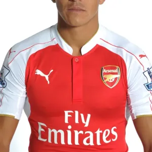 Alexis Sanchez at Arsenal Training Ground, 2015 Alexis Sanchez at Arsenal Training Ground, 2015