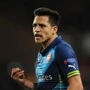 Alexis Sanchez: Arsenal's Dazzling Performance Against AS Monaco in the 2015 UEFA Champions League