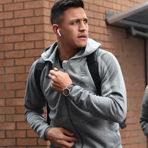 Alexis Sanchez: Arsenal's Star Forward in Action Against Burnley, Premier League 2017-18 Alexis Sanchez: Arsenal's Star Forward in Action Against Burnley, Premier League 2017-18