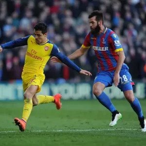 Alexis Sanchez Dashes Past Crystal Palace's Joe Ledley in Arsenal's Premier League Clash
