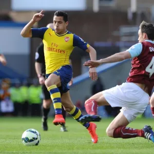 Alexis Sanchez Outsmarts Michael Duff: A Moment of Skill from the Arsenal Star's Encounter with Burnley's Defender Alexis Sanchez Outsmarts Michael Duff: A Moment of Skill from the Arsenal Star's Encounter with Burnley's Defender