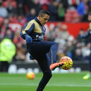 Alexis Sanchez: Preparing for Battle in Manchester United vs. Arsenal, Premier League 2015/16 Alexis Sanchez: Preparing for Battle in Manchester United vs. Arsenal, Premier League 2015/16