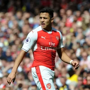 Alexis Sanchez Print - 2017 Premier League Action Alexis Sanchez Print - 2017 Premier League Action