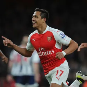 Alexis Sanchez Scores Arsenal's Second Goal vs. West Bromwich Albion (2015-16) Alexis Sanchez Scores Arsenal's Second Goal vs. West Bromwich Albion (2015-16)