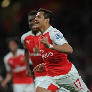 Alexis Sanchez Scores Arsenal's Second Goal vs. West Bromwich Albion (2015-16) Alexis Sanchez Scores Arsenal's Second Goal vs. West Bromwich Albion (2015-16)
