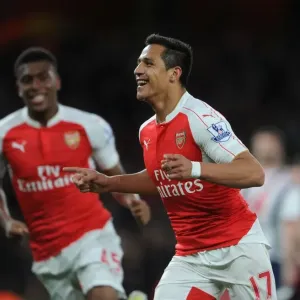 Alexis Sanchez Scores Arsenal's Second Goal against West Bromwich Albion (2015-16) Alexis Sanchez Scores Arsenal's Second Goal against West Bromwich Albion (2015-16)