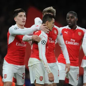 Alexis Sanchez Scores: Arsenal's Winning Goal vs. Dinamo Zagreb in the 2015 UEFA Champions League Alexis Sanchez Scores: Arsenal's Winning Goal vs. Dinamo Zagreb in the 2015 UEFA Champions League