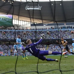 Alexis Sanchez Scores the Decisive Goal: Arsenal's Victory over Manchester City (May 2016) Alexis Sanchez Scores the Decisive Goal: Arsenal's Victory over Manchester City (May 2016)