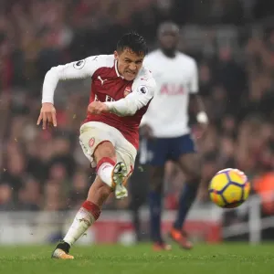 Alexis Sanchez Scores Dual Goals: Arsenal 2-0 Tottenham Hotspur, Premier League (18/11/17)