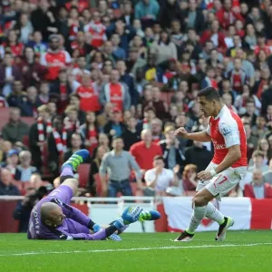 Alexis Sanchez Scores the First Goal: Arsenal vs. Watford, Premier League 2015-16 Alexis Sanchez Scores the First Goal: Arsenal vs. Watford, Premier League 2015-16