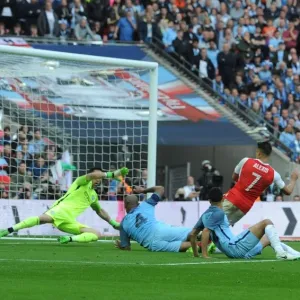 Prints of Season 2016-17 Prints: Arsenal v Manchester City - FA Cup 1/2 Final 2017