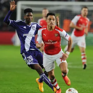 Alexis Sanchez vs. Ibrahima Conte: Battle in the UEFA Champions League between Arsenal and RSC Anderlecht