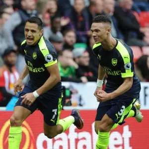 Alexis Sanchez's Brace: Arsenal's Dominant Performance Against Sunderland (2016-17)