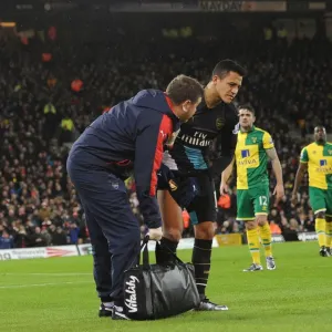 Alexis Sanchez's Premature Exit: A Dramatic Moment in the Norwich City vs. Arsenal Match, 2015 Alexis Sanchez's Premature Exit: A Dramatic Moment in the Norwich City vs. Arsenal Match, 2015