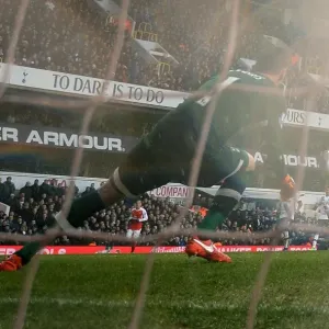 Alexis Sanchez's Thrilling Goal Under Pressure From Alderweireld and Dembele: Tottenham vs. Arsenal, Premier League 2015-16
