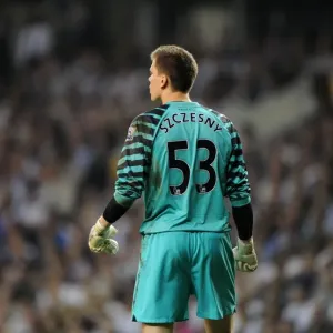 Three All: Intense Battle - Wojciech Szczesny (Arsenal) vs. Tottenham Hotspur, Barclays Premier League