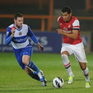 Andre Santos (Arsenal) Danny Guthrie (Reading). Arsenal U21 2: 0 Reading U21 Andre Santos (Arsenal) Danny Guthrie (Reading). Arsenal U21 2: 0 Reading U21