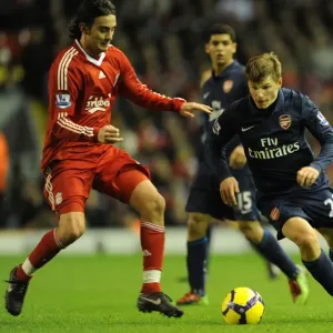 Andrey Arshavin (Arsenal) Alberto Aquilani (Liverpool). Liverpool 1: 2 Arsenal Andrey Arshavin (Arsenal) Alberto Aquilani (Liverpool). Liverpool 1: 2 Arsenal