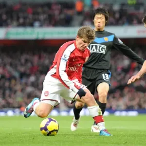 Andrey Arshavin (Arsenal) Michael Carrick (Man United). Arsenal 1: 3 Manchester United Andrey Arshavin (Arsenal) Michael Carrick (Man United). Arsenal 1: 3 Manchester United