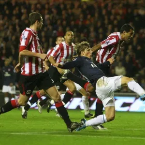 Andrey Arshavin (Arsenal) vs Paulo Da Silva (Sunderland) Print