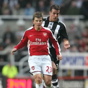 Andrey Arshavin (Arsenal) Steven Taylor (Newcastle) Andrey Arshavin (Arsenal) Steven Taylor (Newcastle)